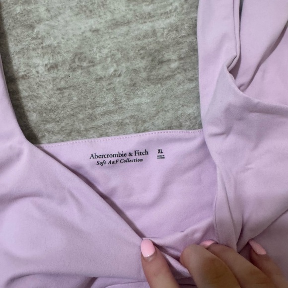 abercrombie & fitch soft af collection top size xl - Picture 2 of 2
